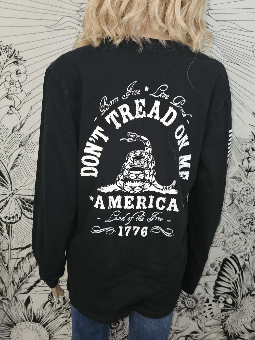 Nine Line Medium 'Don't Tread On Me' Black Graphic Long Sleeve